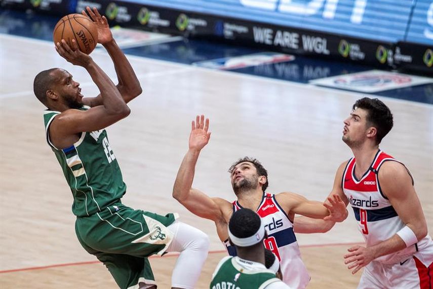 122-133. Nuevo triple-doble de Antetokounmpo y cuarta victoria de Bucks