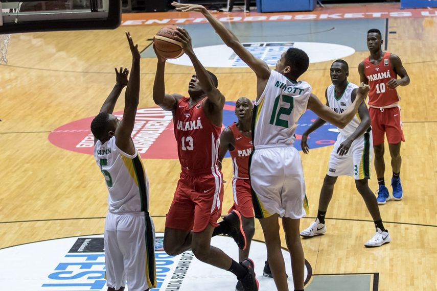 Panamá se apunta su primer triunfo en el Centrobasket