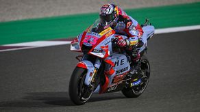El italiano Enea Bastianini logró su primera victoria en Moto GP en el GP de Qatar