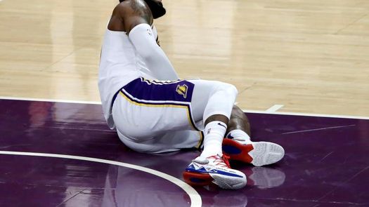 118-109. James da a los Lakers su sexta victoria seguida