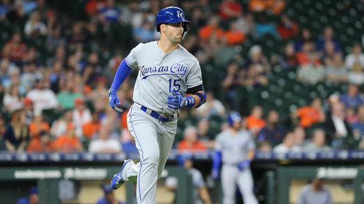 8-3. Merrifield empuja tres anotaciones en el triunfo de los Reales sobre los Mellizos