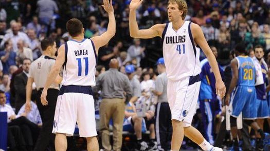 103-110. Villanueva y Parsons guían a los Mavericks que hunden a los Sixers