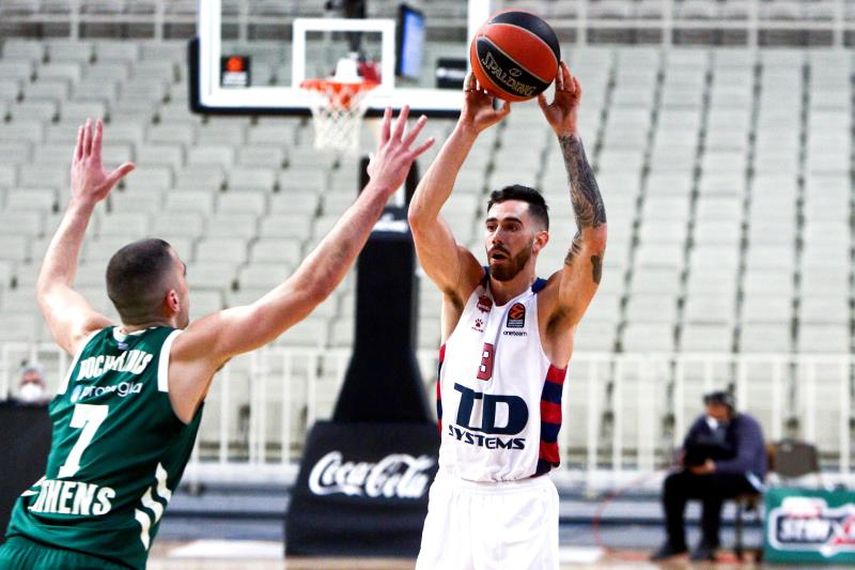 Vildoza sigue los pasos de Campazzo y Deck