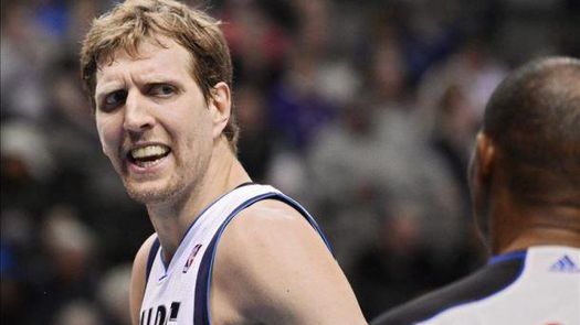 104-109. Parsons lideró el ataque de los Mavericks