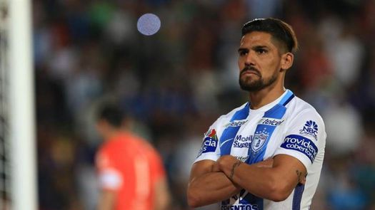 El argentino Franco Jara desmenuza el Pachuca de Pako Ayestarán