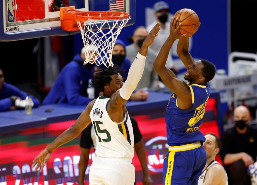 Green aporta triple-doble en la victoria de los Warriors por 131-119 sobre Jazz