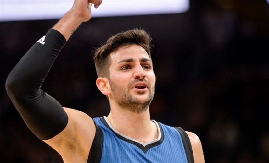 Rubio vuelve brillante con un doble-doble e Ibaka gana el duelo a Mirotic