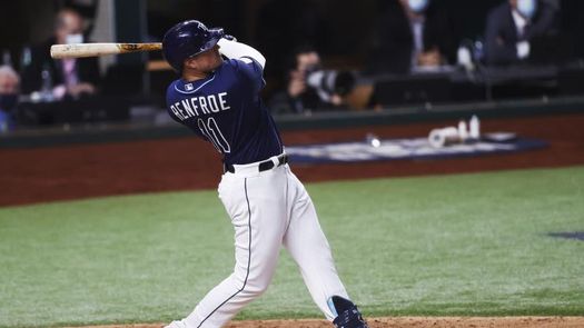 Los Rays designan para asignación a Renfroe