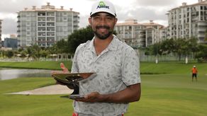 Omar Tejeira logró su primera victoria en el APAGOLF Tour 2022 tras conquistar este fin de semana el Santa María Open. Foto: APAGOLF