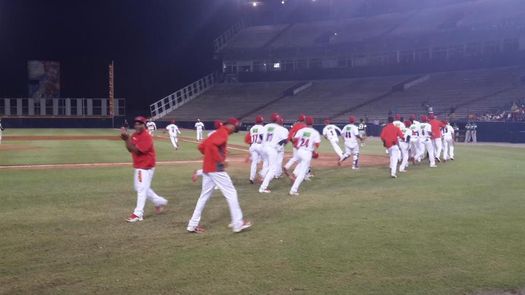 Panamá Metro gana el duelo de invictos