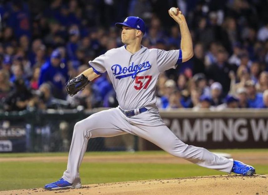 7-5. Wood domina con su serpentina a los Cachorros