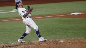 Urías y Petit, líderes en victorias; Laureano luce en defensa y ataque