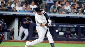 McCann pega grand slam; Yanquis llegan a 27 temporadas ganadoras seguidas