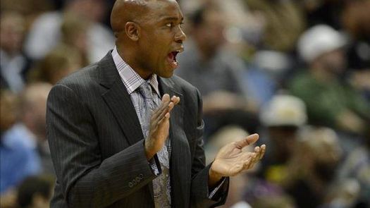 Los Magic despiden a Vaughn y nombran a Borrego como entrenador interino