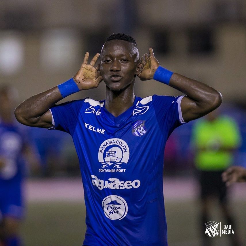 Semifinales, una constante en el Árabe Unido