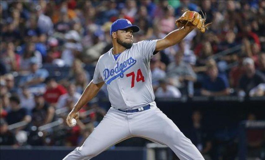 Jansen, de los Dodgers, se somete a una cirugía en el pie