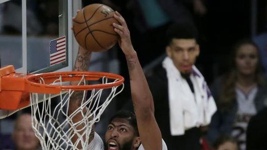 103-112. Lakers detienen la marcha triunfal de los Clippers