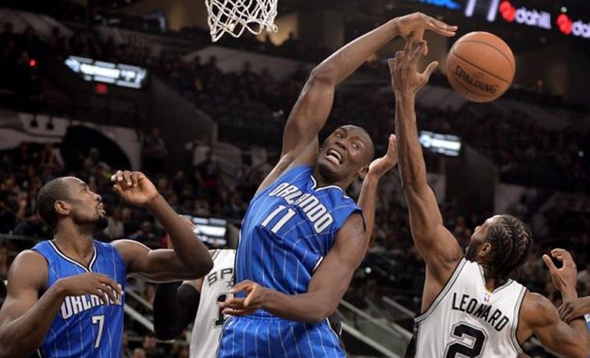 Ibaka fue líder ganador ante Pau Gasol y Calderón no evita la derrota de los Lakers