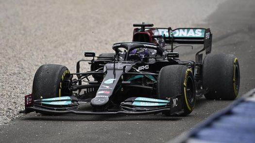 Hamilton dominó el segundo libre; Alonso octavo y Sainz decimotercero