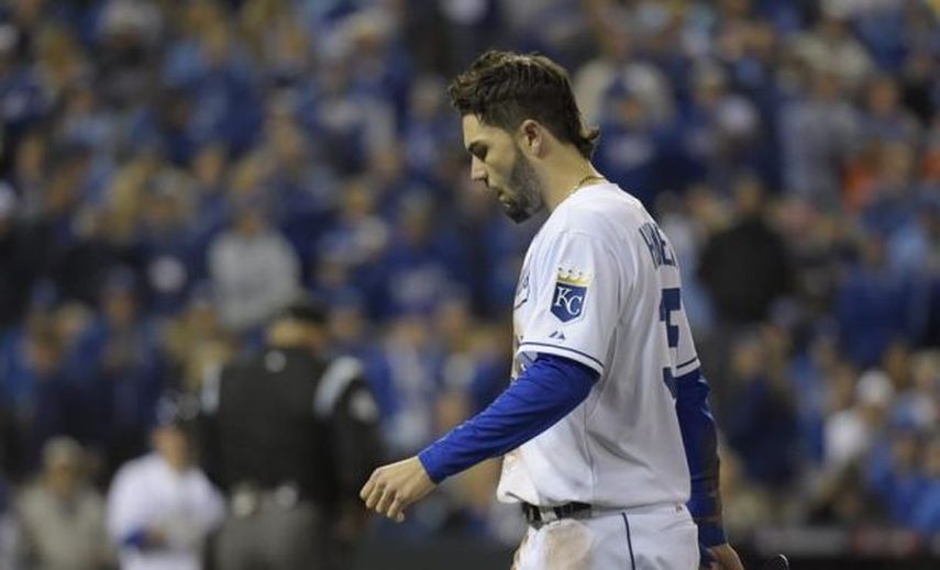 5-2. Hosmer pega jonrón y Ventura controla a los Tigres
