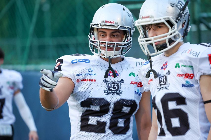 Raiders suman su 3er triunfo en la Kiwanis Football League