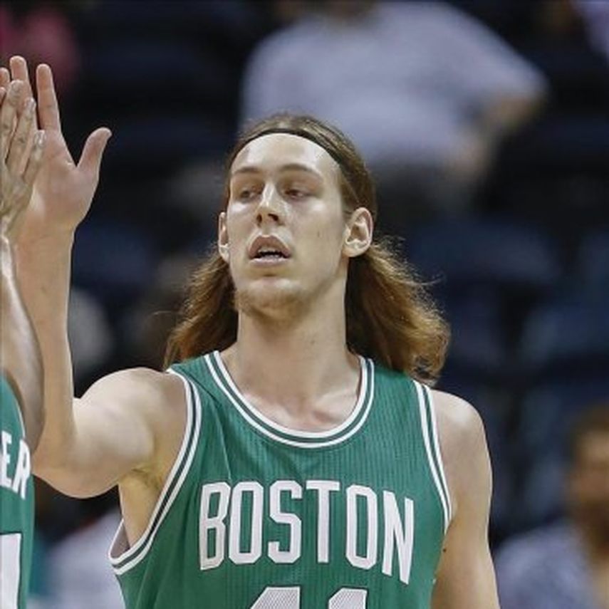89-102. Olynyk dirige el triunfo de los Celtics