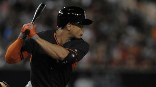 Stanton ya es el deportista mejor pagado en Estados Unidos