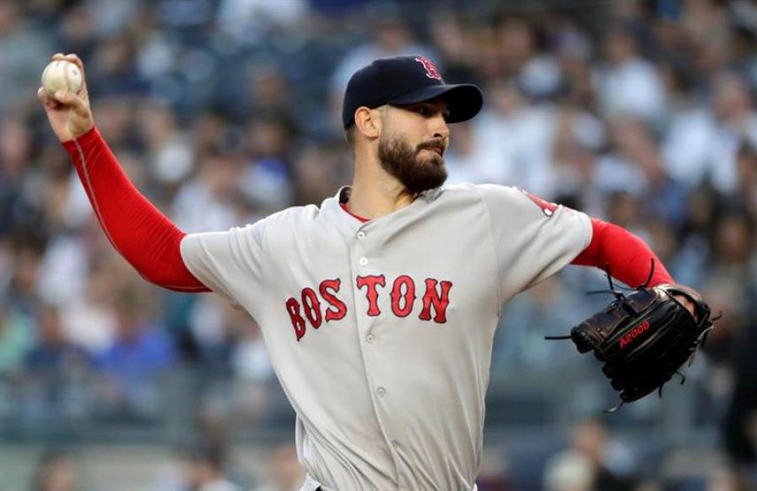 2-9. Porcello lanza una pelota ganadora; Betts y Benintendi pegan sendos jonrones