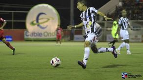 Tauro FC y Chorrillo FC