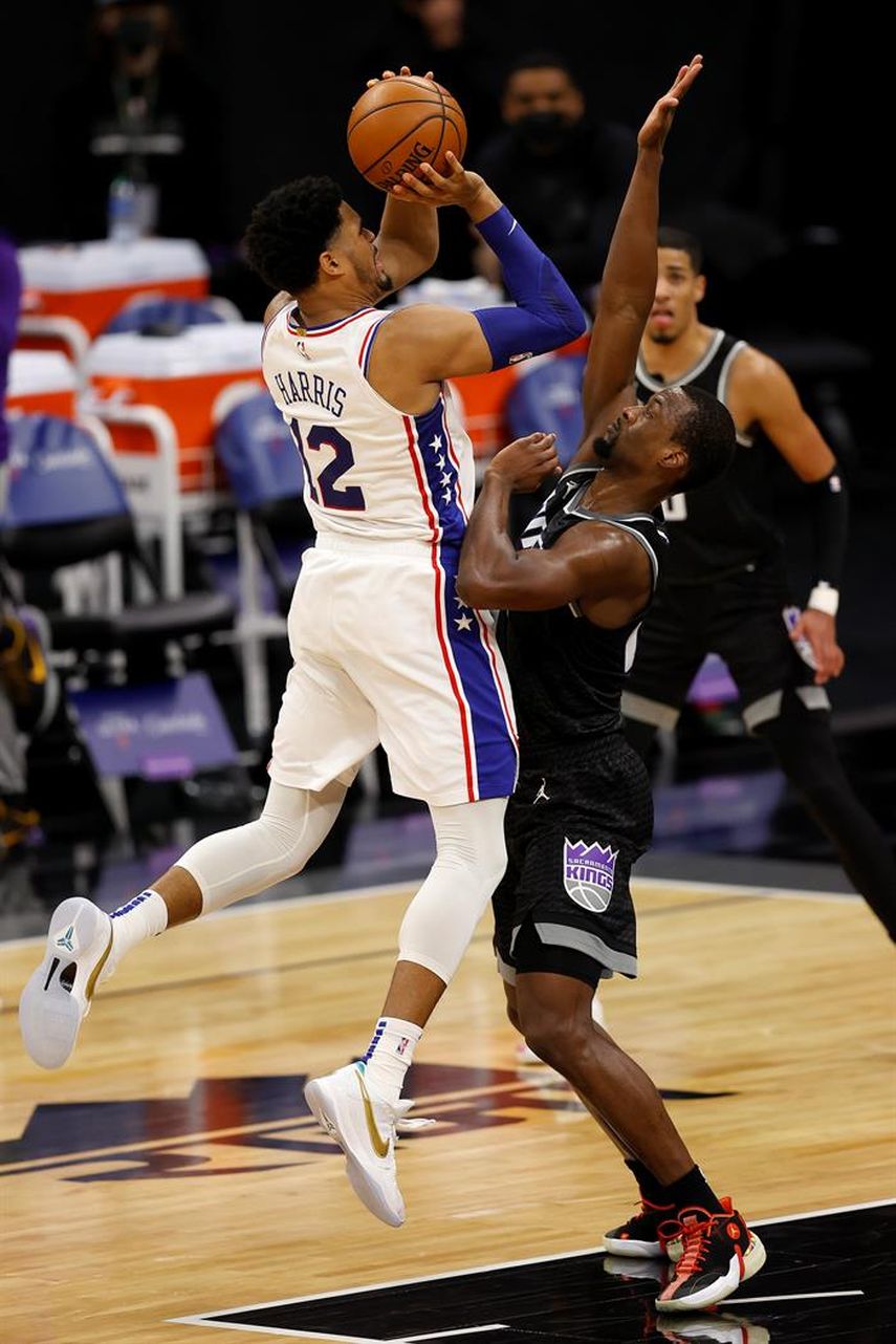 129-105. Harris aporta un doble-doble y los Sixers consolidan el liderato en el Este