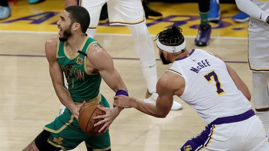 128-101. Tatum y Celtics arrollan a Sixers y dejan 2-0 la eliminatoria