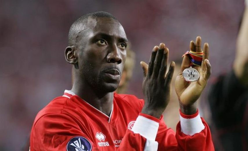 Hasselbaink, técnico del QPR, último implicado en la trama de corrupción