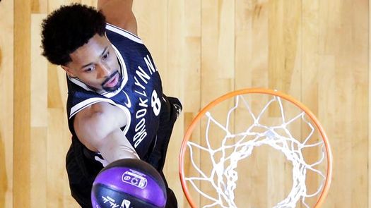 122-112. Ganan los Nets de Dinwiddie a los 47 puntos de Young