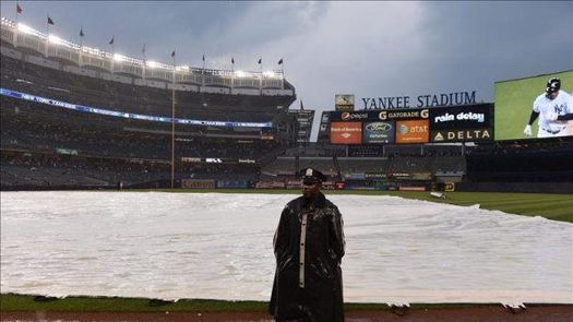 La lluvia fuerza el aplazamiento del duelo Yanquis-Azulejos