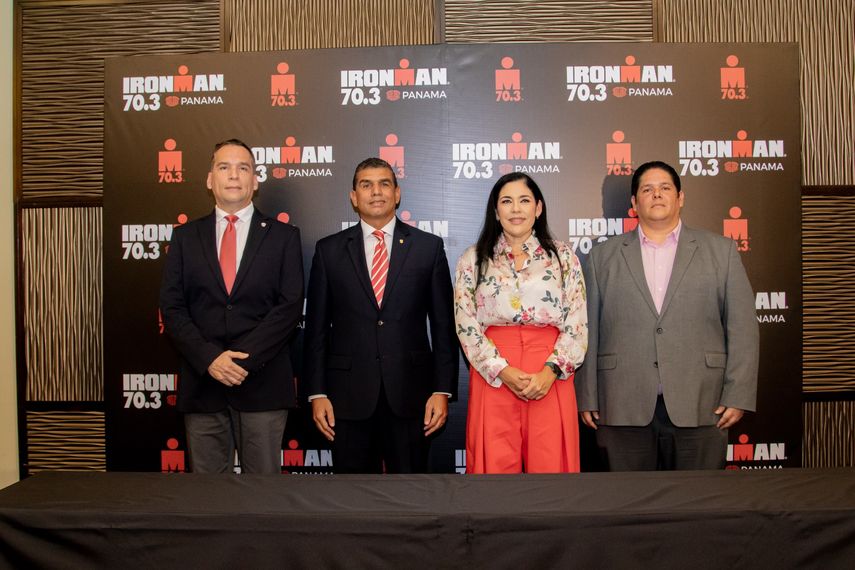 Más de 1