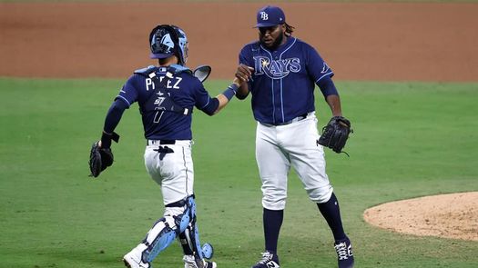 Castillo pone a Rays en la Serie de Campeonato y manda de vacaciones a los Yanquis