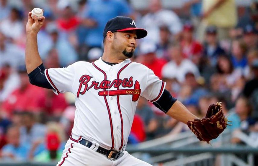 1-2. Sánchez domina desde la lomita y Camargo pega jonrón para los Bravos que vencen a los Mets