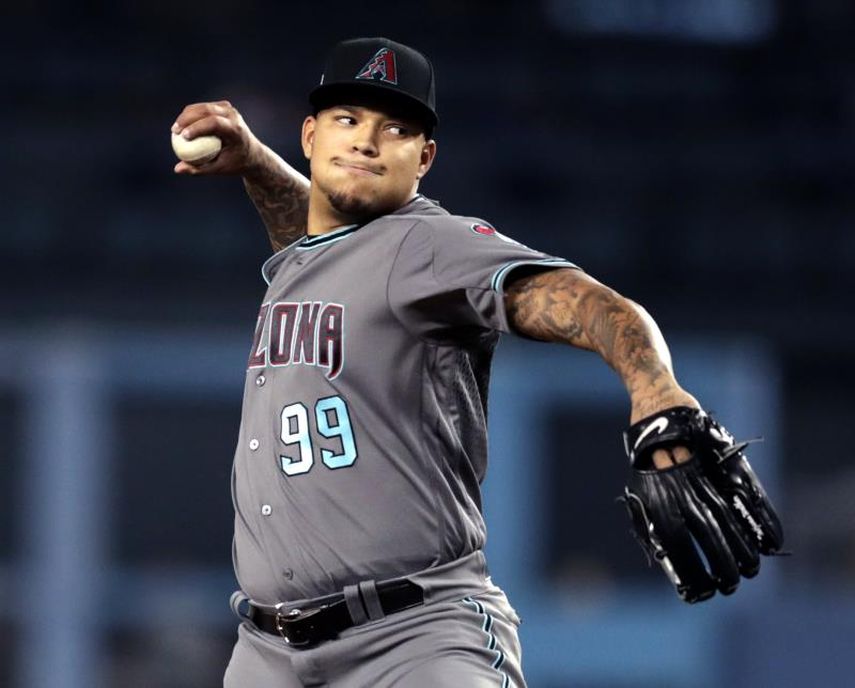 13-2. Walker lanza sólido y vence a los Bravos