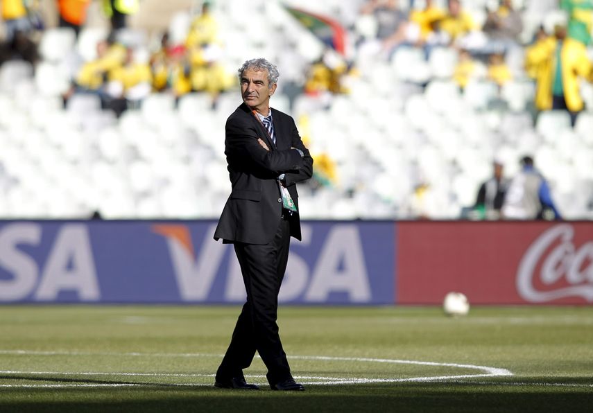 El exseleccionador francés Raymond Domenech, nuevo entrenador del FC Nantes