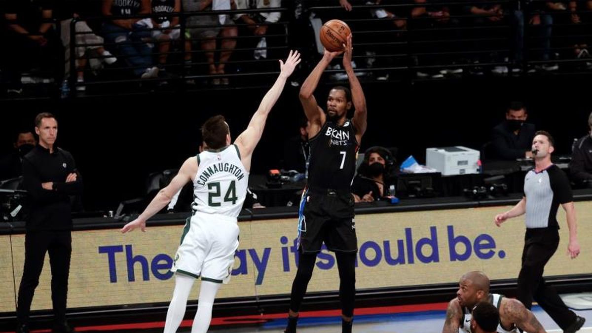 114-108. Durant hace el solo de Big Three y pone a los Nets con la ventaja