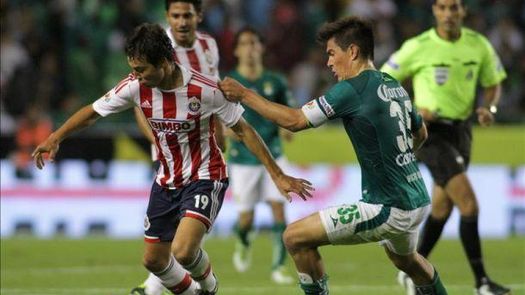 Erik Torres llama atención de Herrera y es convocado a la selección mexicana