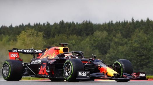 Verstappen saldrá primero, por delante de Russell, en Spa-Francorchamps