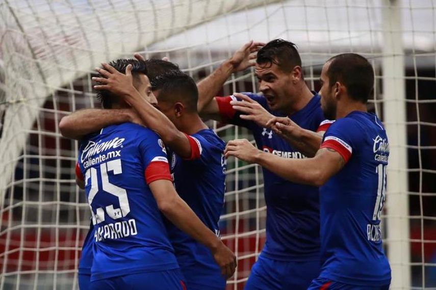 El líder Cruz Azul recibirá mañana al Veracruz en partido de expectativas