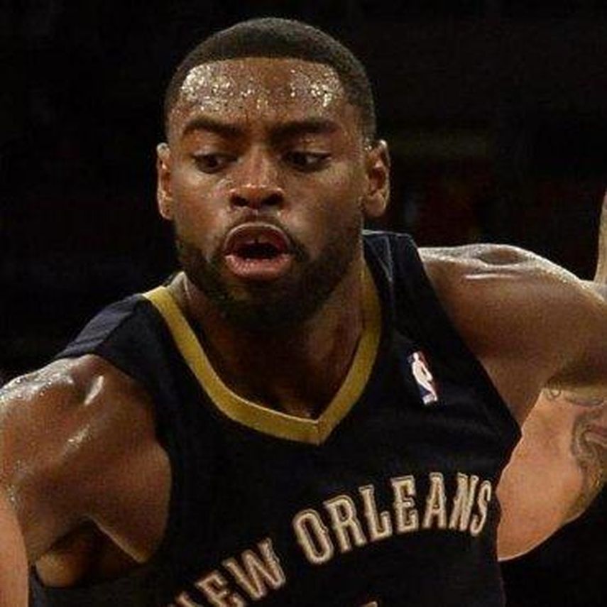 95-89. Evans, Davis y los Pelicans sorprenden a los Grizzlies