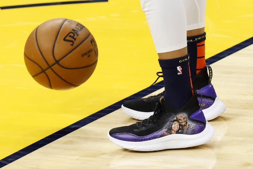 125-109. Curry encabeza ataque ganador de Warriors que pierden a Wiseman