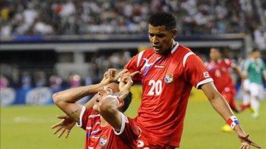 Pérez y Torres lideran a los foráneos de Panamá para amistoso con México