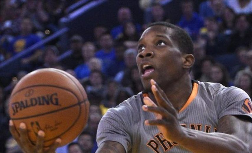 105-81. Bledsoe y los Suns detienen la marcha de los Nuggets