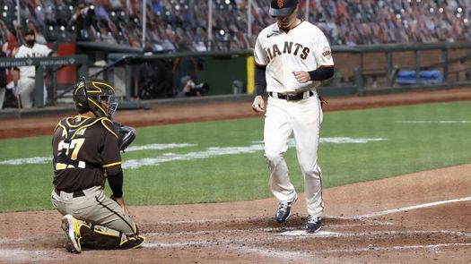 7-6. Yastrzemski inicia lluvia de jonrones contra los Rojos