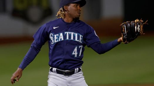 Los Astros se refuerzan con los relevistas derechos Graveman y Montero