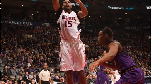 89-110.Horford y Hawks ganan duelo de líderes y llegan a 11 triunfos seguidos